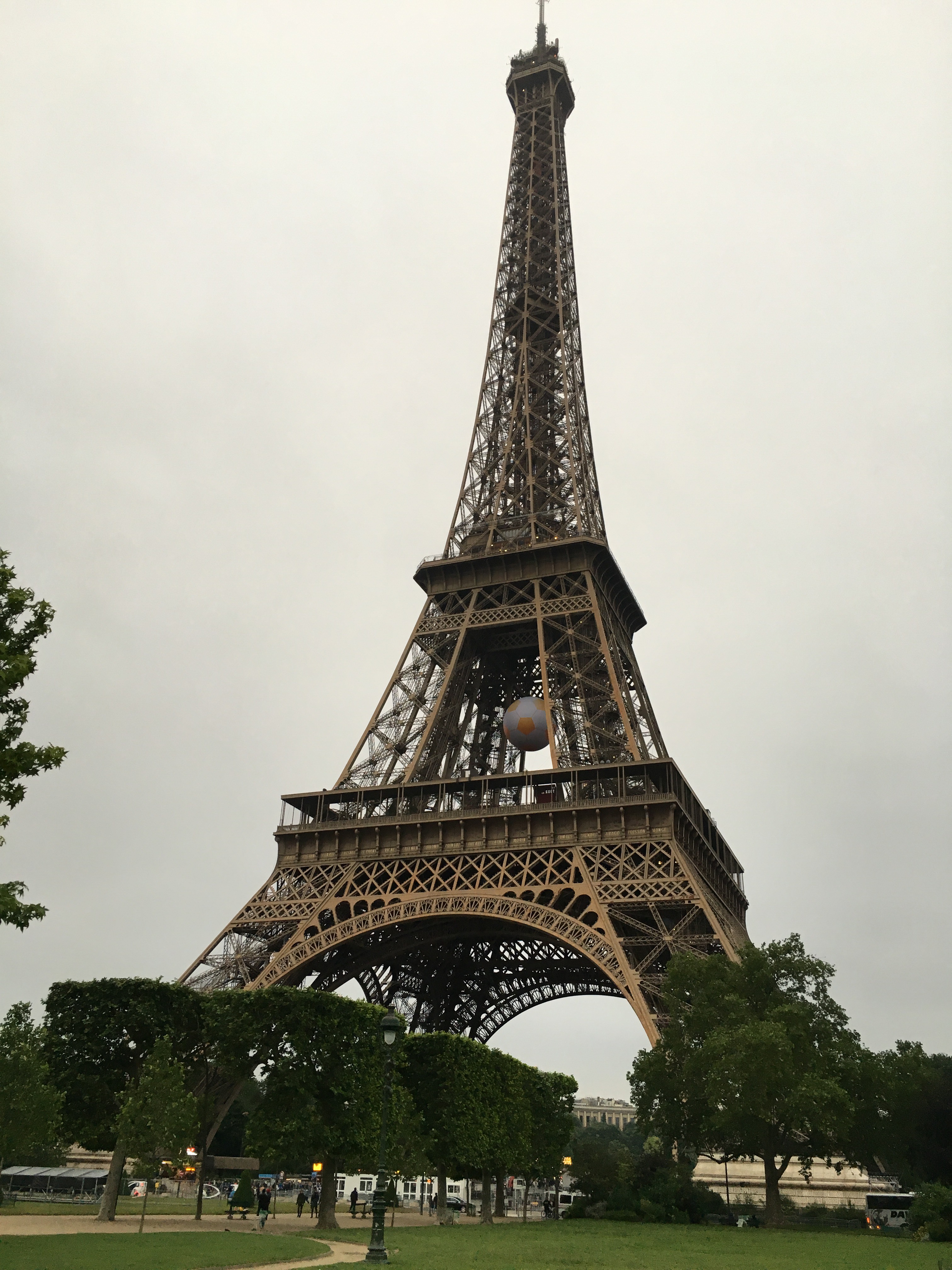 eiffel tower